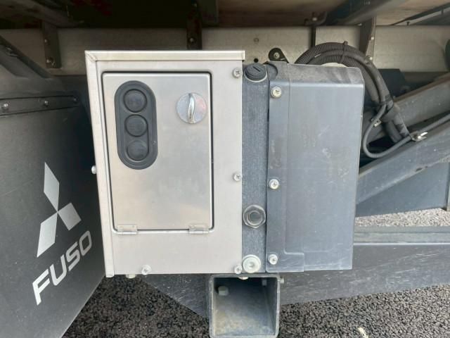 Mitsubishi CANTER 2018-12 6596134-13