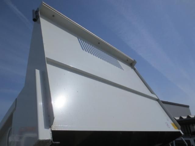 Mitsubishi CANTER 2016-02 6596185-10