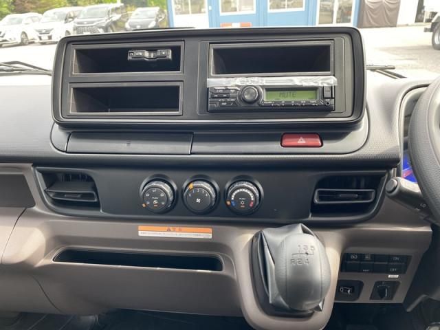 Mitsubishi CANTER 2025-10 6596119-16