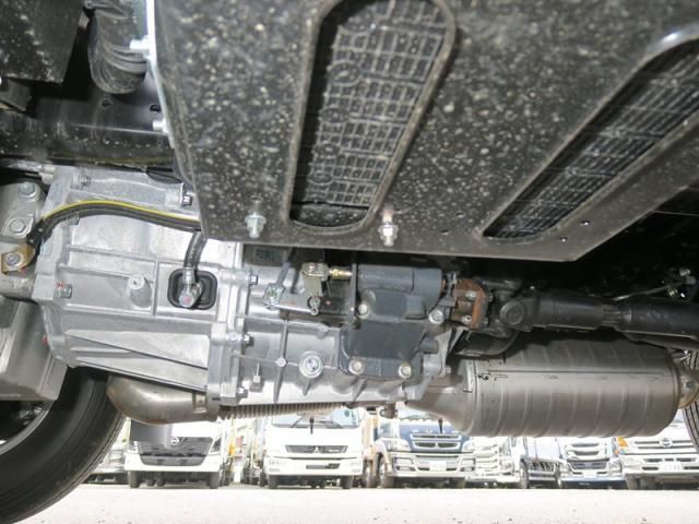 Mitsubishi CANTER 2025-03 6596099-19