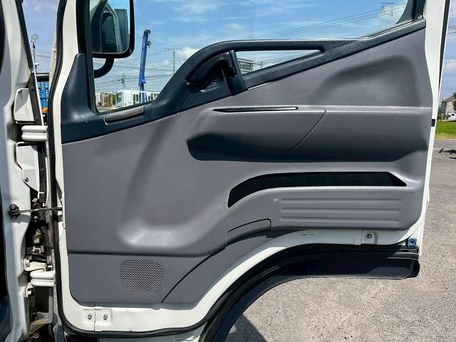 Mitsubishi CANTER 2014-02 6596191-17