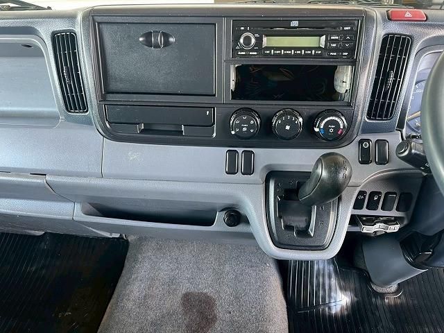 Mitsubishi CANTER 2014-02 6596191-27