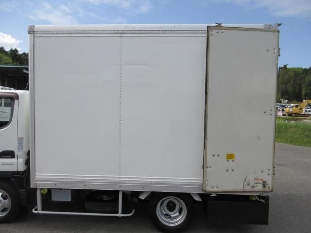 Mitsubishi CANTER 2015-03 6596207-23