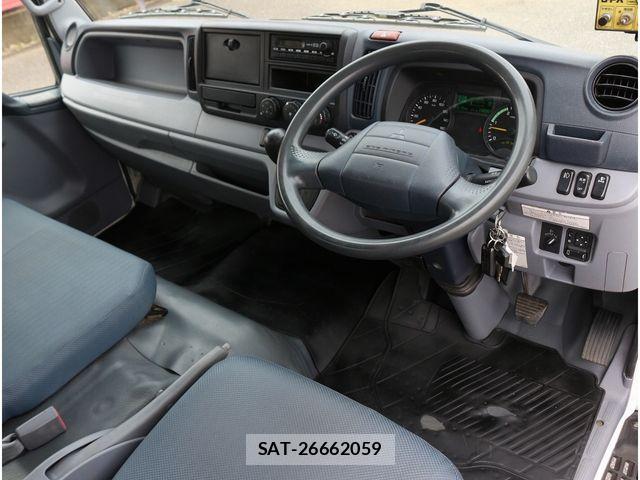 Mitsubishi CANTER 2014-01 6610965-1