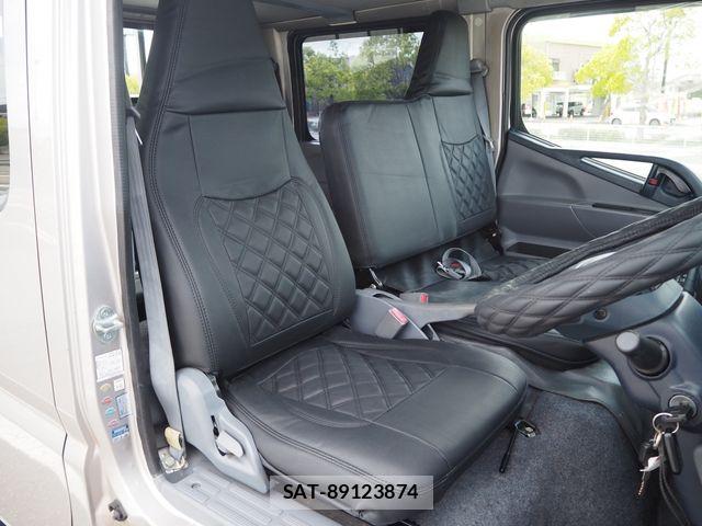 Mitsubishi CANTER 2013-09 6610966-16
