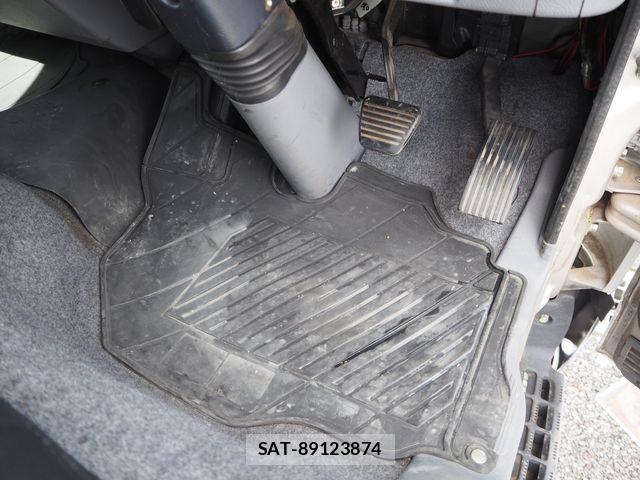 Mitsubishi CANTER 2013-09 6610966-20