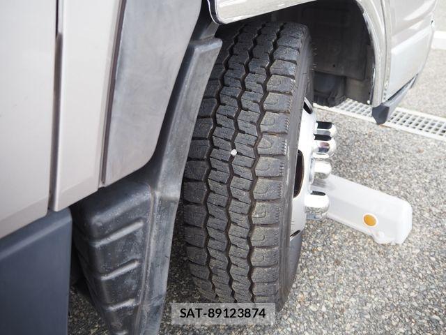 Mitsubishi CANTER 2013-09 6610966-28