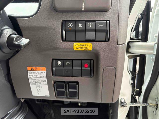Mitsubishi CANTER 2026-02 6610961-15