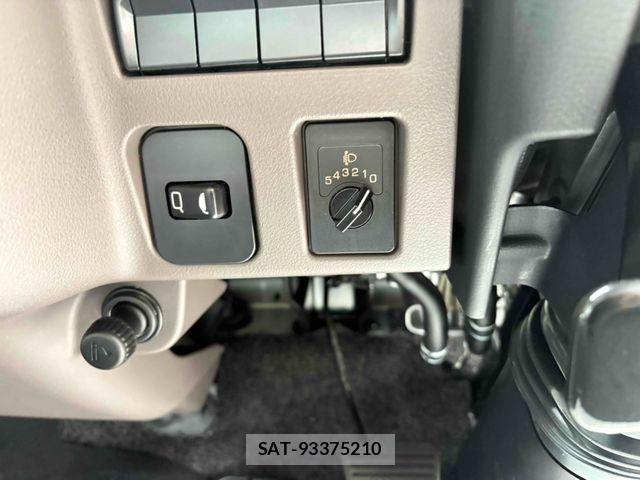 Mitsubishi CANTER 2026-02 6610961-17