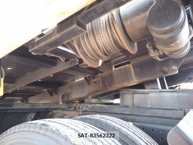 Mitsubishi CANTER 2016-02 6641326-27