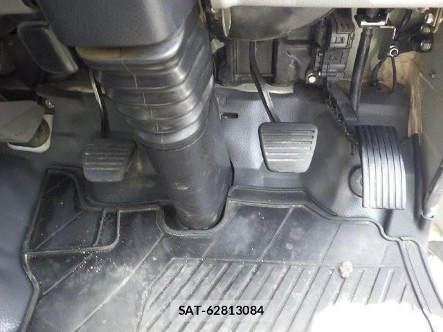 Mitsubishi CANTER 2019-09 6670688-26