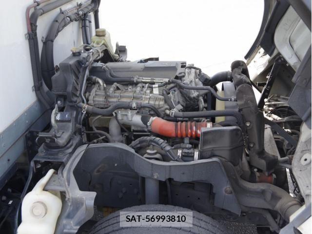 Mitsubishi CANTER 2019-04 6670710-27