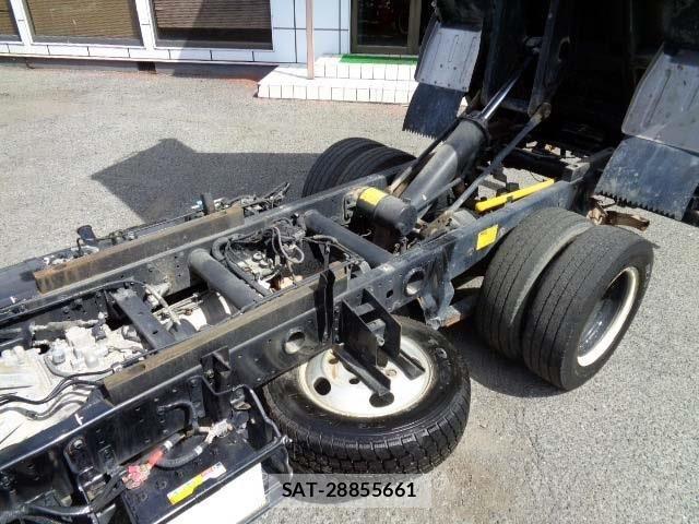 Mitsubishi CANTER 2017-04 6670723-12