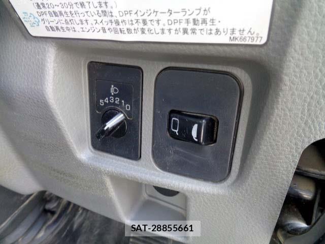 Mitsubishi CANTER 2017-04 6670723-6