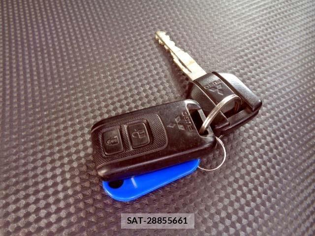 Mitsubishi CANTER 2017-04 6670723-8