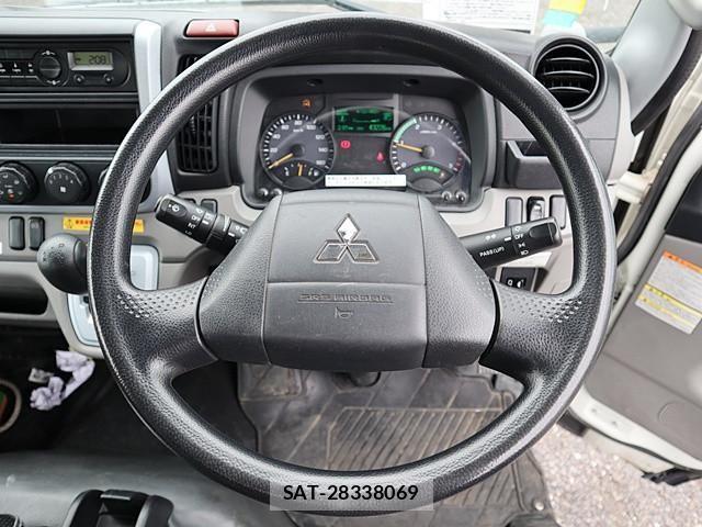 Mitsubishi CANTER 2018-02 6670695-3
