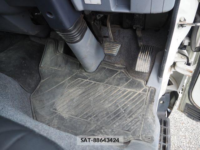 Mitsubishi CANTER 2015-07 6670724-20