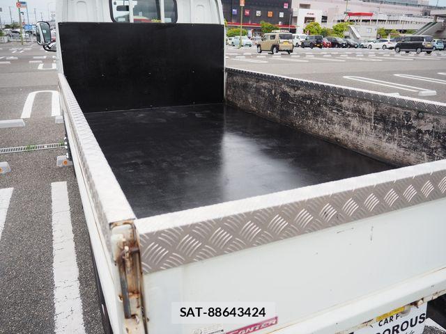 Mitsubishi CANTER 2015-07 6670724-26