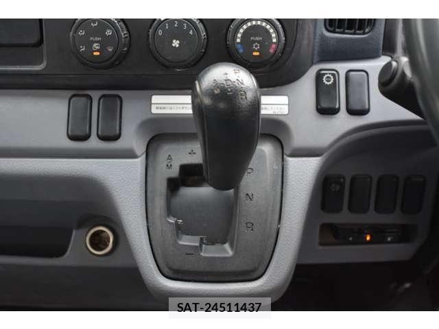 Mitsubishi CANTER 2015-12 6670699-16