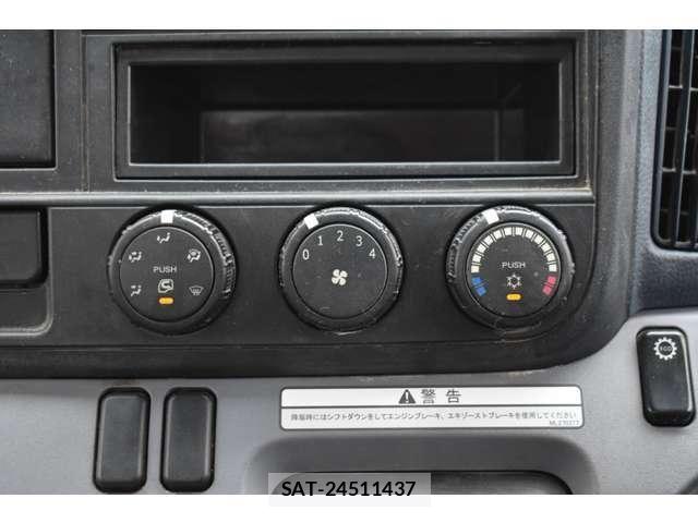 Mitsubishi CANTER 2015-12 6670699-17
