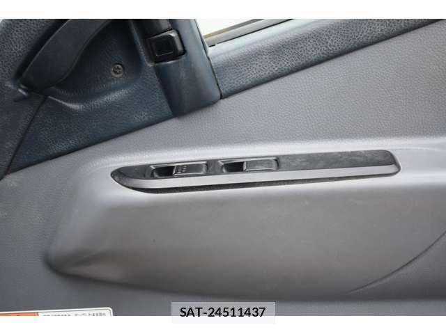 Mitsubishi CANTER 2015-12 6670699-8