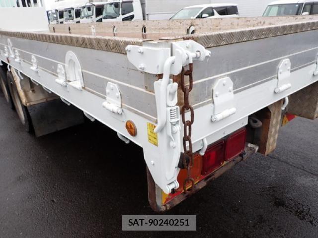 Mitsubishi CANTER 2012-07 6675289-13