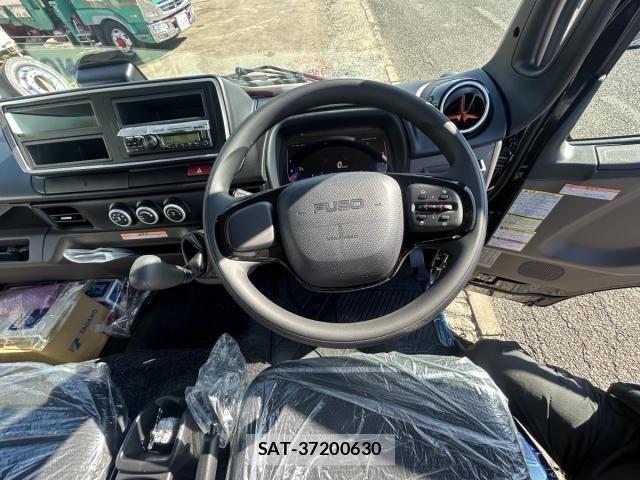 Mitsubishi CANTER 2026-01 6675276-21