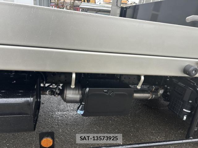 Mitsubishi CANTER 2026-01 6675277-11