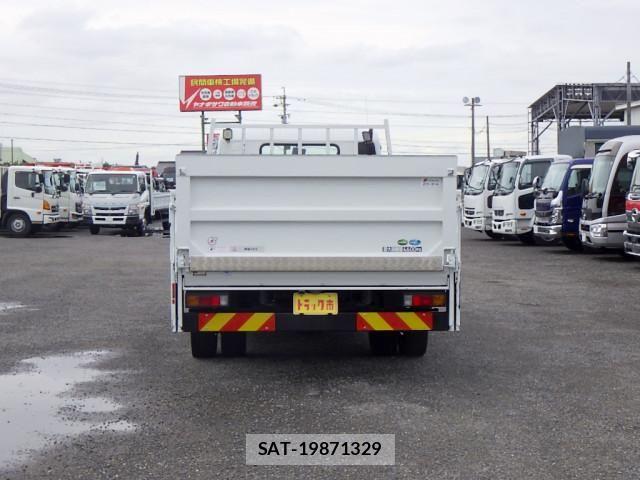 Mitsubishi CANTER 2023-04 6675288-5