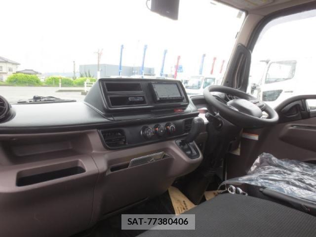 Mitsubishi CANTER 2024-11 6675284-13