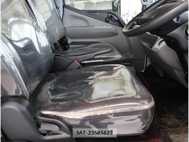 Mitsubishi CANTER 2020-11 6675292-12