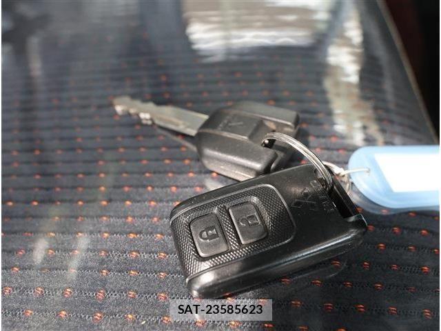 Mitsubishi CANTER 2020-11 6675292-14