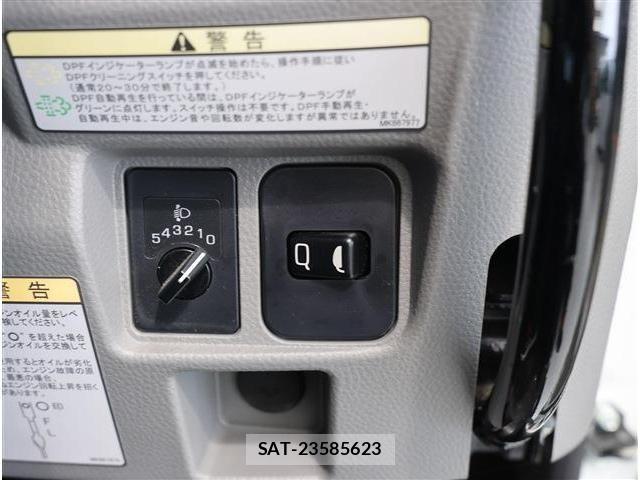 Mitsubishi CANTER 2020-11 6675292-27
