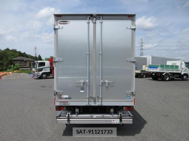 Mitsubishi CANTER 2019-12 6675293-4