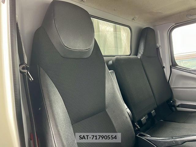 Mitsubishi CANTER 2017-07 6675308-20