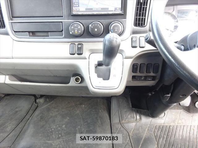 Mitsubishi CANTER 2017-01 6675301-27