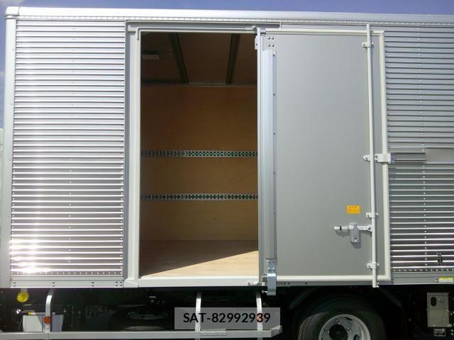 Mitsubishi CANTER 2026-01 6675282-9