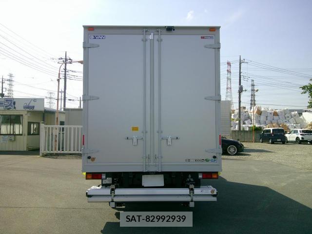 Mitsubishi CANTER 2026-01 6675282-5