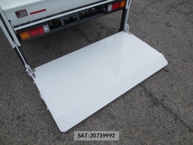 Mitsubishi CANTER 2025-06 6682602-10
