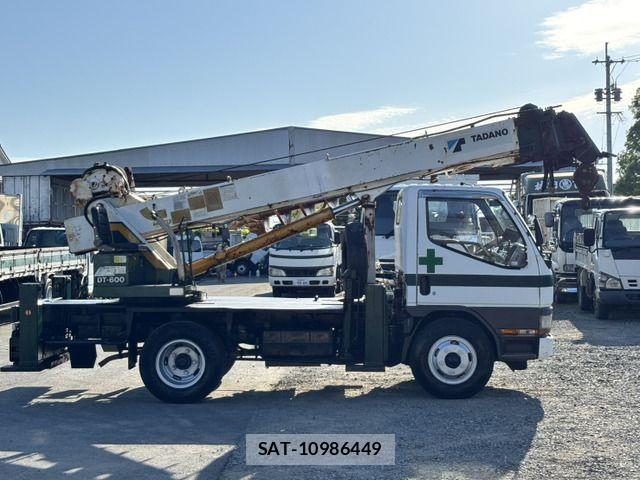 Mitsubishi CANTER 1997-01 6682603-14