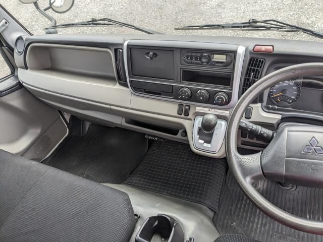 Mitsubishi CANTER 2019-02 6689541-26