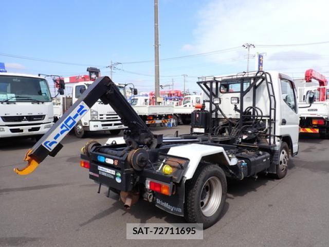 Mitsubishi CANTER 2014-10 6715785-14