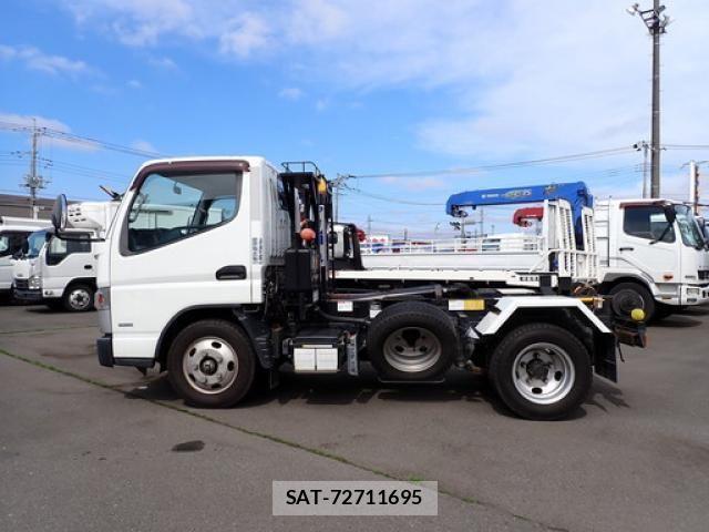 Mitsubishi CANTER 2014-10 6715785-7