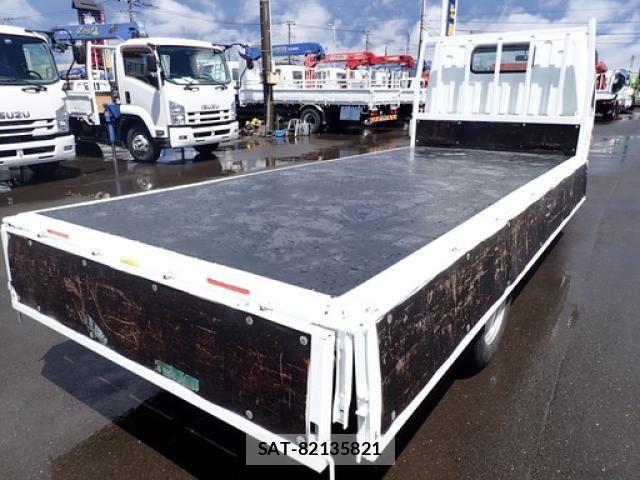 Mitsubishi CANTER 2015-07 6715797-13