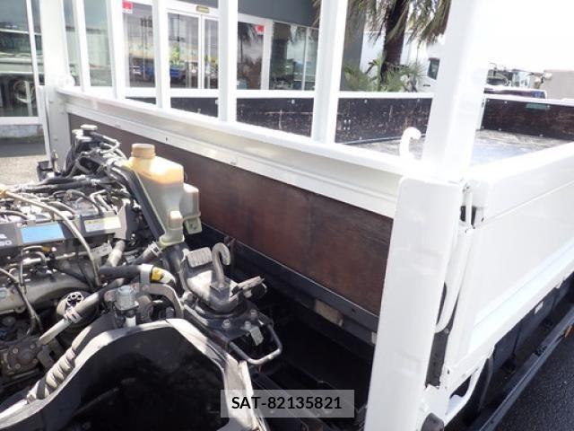 Mitsubishi CANTER 2015-07 6715797-17