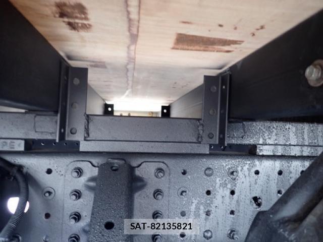 Mitsubishi CANTER 2015-07 6715797-19