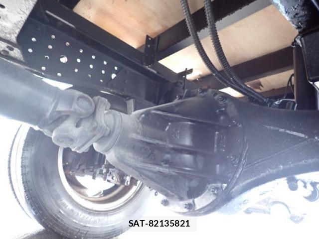 Mitsubishi CANTER 2015-07 6715797-23