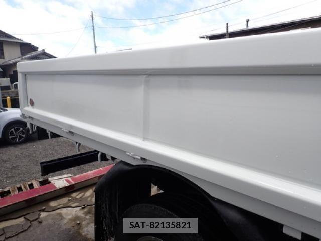 Mitsubishi CANTER 2015-07 6715797-25