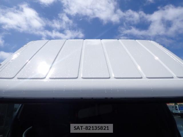 Mitsubishi CANTER 2015-07 6715797-26