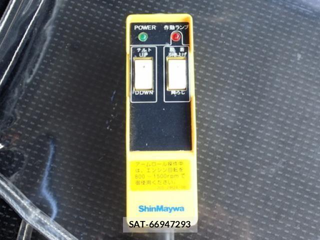 Mitsubishi CANTER 2016-08 6715784-11